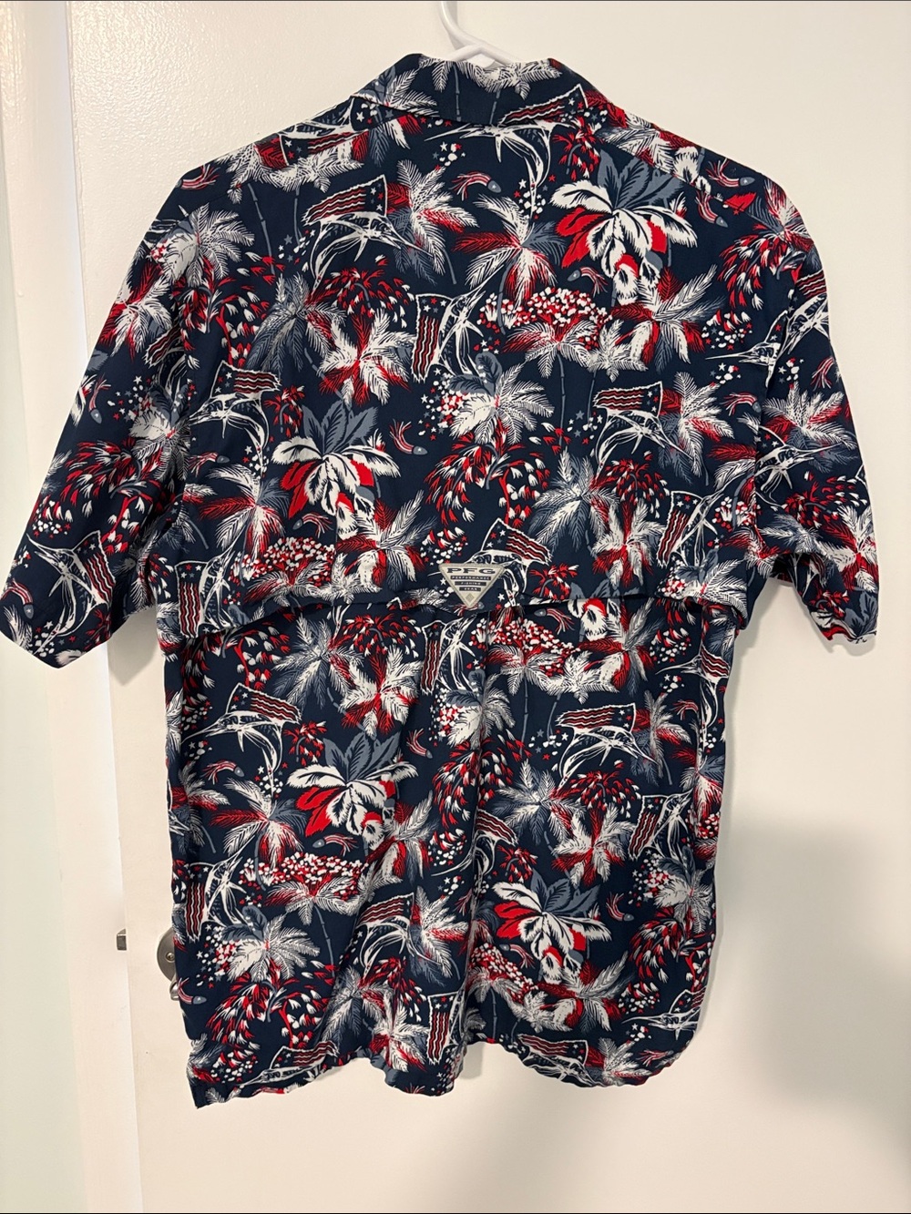 Columbia PFG Navy Red & White Tropical Button-Down Shirt